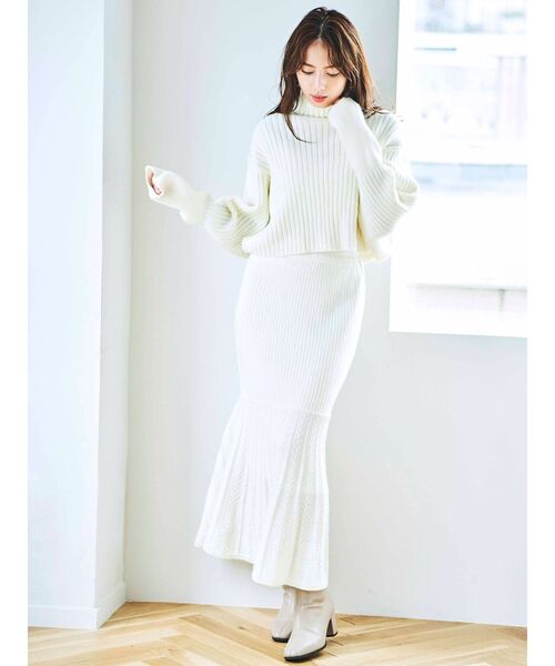 dazzlin（ダズリン）の「マーメイドラインニットスカート（スカート・レディース・ブラック/オフホワイト/ブルー・FREE）」の4枚目の写真