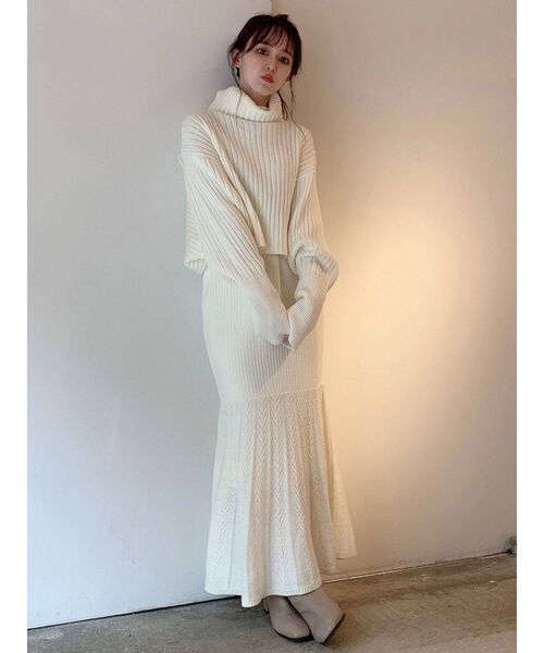 dazzlin（ダズリン）の「マーメイドラインニットスカート（スカート・レディース・ブラック/オフホワイト/ブルー・FREE）」の12枚目の写真