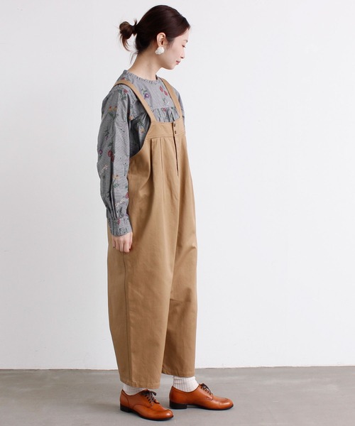 chambre de charme(シャンブルドゥシャーム)の「cdc 20/2vintage こびとパンツ(サロペット/オーバーオール・レディース・チャコールグレー/ベージュ/ブラック・FREE)」の5枚目の写真