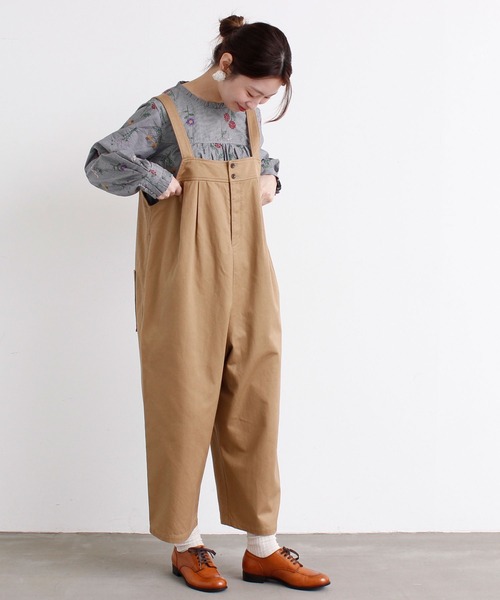 chambre de charme(シャンブルドゥシャーム)の「cdc 20/2vintage こびとパンツ(サロペット/オーバーオール・レディース・チャコールグレー/ベージュ/ブラック・FREE)」の8枚目の写真