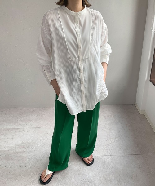 ANDJ(アンドジェイ)の「ピンタックブザムバンドカラーシャツ(シャツ/ブラウス・レディース・オフホワイト/ブルーグレー・M)」の11枚目の写真