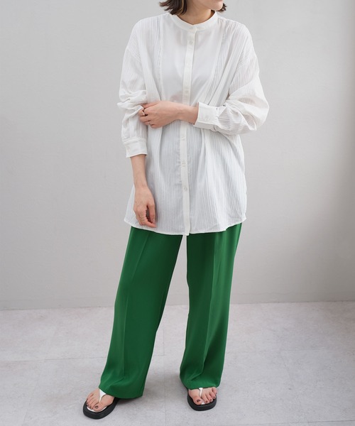 ANDJ(アンドジェイ)の「ピンタックブザムバンドカラーシャツ(シャツ/ブラウス・レディース・オフホワイト/ブルーグレー・M)」の7枚目の写真