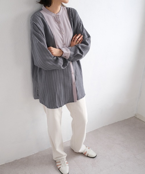 ANDJ(アンドジェイ)の「ピンタックブザムバンドカラーシャツ(シャツ/ブラウス・レディース・オフホワイト/ブルーグレー・M)」の8枚目の写真