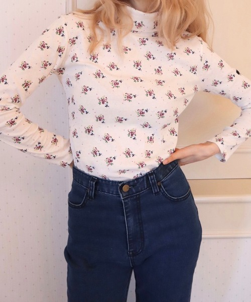 カットソー(長袖/七分) epine label rib cotton high neck flower epine（エピヌ）の「epine label rib cotton high neck flower（T
