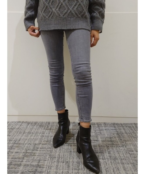 GAP(ギャップ)の「ウォッシュウェル(TM)ハイライズ レギングジーンズ(デニムパンツ・レディース・アッシュ・10/24/25/26/27/28/29/23)」の6枚目の写真