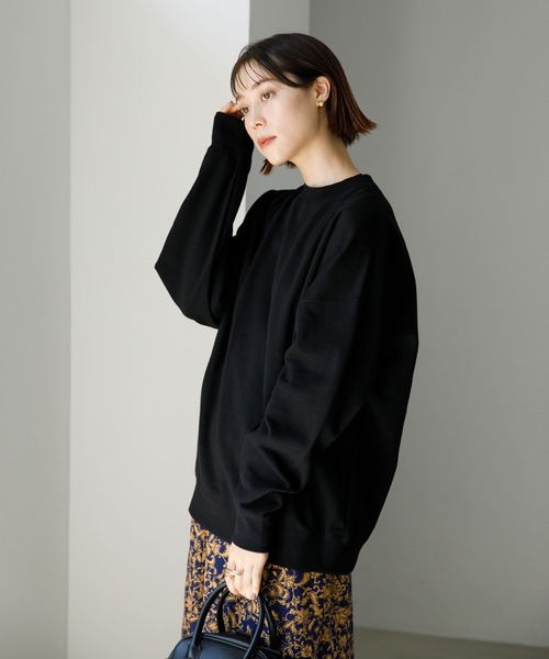 koe（コエ）の「■アンチピリング加工ＴＣ裏起毛クルーネック*（スウェット・レディース・イエロー/ピンク/D/A/カーキ/ブルー/ライトベージュ/ライトグレー/B/ブラック/C/ホワイト/マジェンタ/グリーン/H/E/F/G/オレンジ/レッド/パープル/ネイビー・L/S/M/XL）」の3枚目の写真