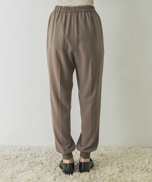 URBAN RESEARCH（アーバンリサーチ）の「ジョーゼットジョガーパンツ（その他パンツ・レディース・ブラック/グレー系その他・38/36）」の13枚目の写真