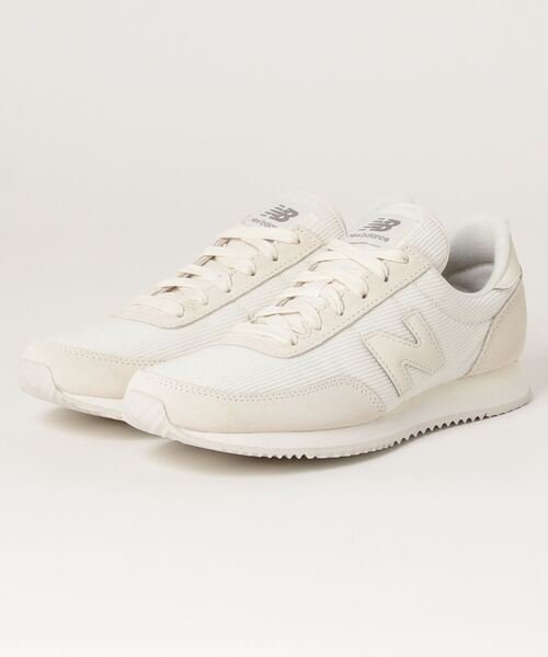 NEW BALANCE(ニューバランス)の「WL720(スニーカー・レディース・グレー/ホワイト・23.5cm/22.5cm/23.0cm/24.5cm/25.0cm/24.0cm/25.5cm)」の2枚目の写真