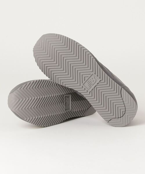 NEW BALANCE(ニューバランス)の「WL720(スニーカー・レディース・グレー/ホワイト・23.5cm/22.5cm/23.0cm/24.5cm/25.0cm/24.0cm/25.5cm)」の4枚目の写真