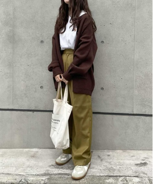 nowm（ノウム）の「【nowm】ROUND NECK LOOSE KNIT CARDIGAN / ラウンドネック ルーズ ニットカーディガン（カーディガン/ボレロ・メンズ・ダークブラウン/ダークネイビー・M/L）」の21枚目の写真