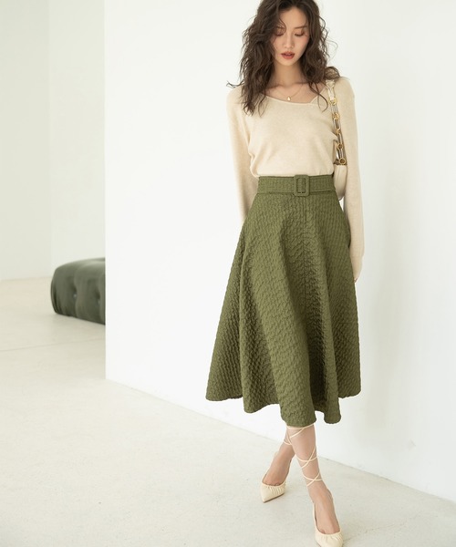 SAISON DE PAPILLON（セゾンドパピヨン）の「ディープスリットアシンメトリーネックニットプルオーバー（ニット/セーター・レディース・ベージュ/ブラック/ホワイト・L/M）」の15枚目の写真