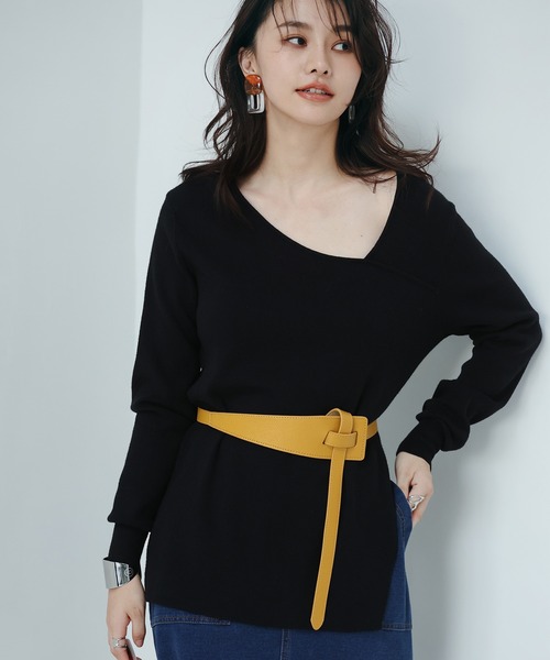 SAISON DE PAPILLON（セゾンドパピヨン）の「ディープスリットアシンメトリーネックニットプルオーバー（ニット/セーター・レディース・ベージュ/ブラック/ホワイト・L/M）」の19枚目の写真