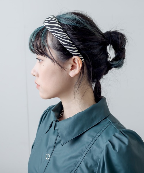 RASVOA(ラスボア)の「ゼブラパターンカチューシャ(カチューシャ・レディース・ブラック・FREE)」の10枚目の写真