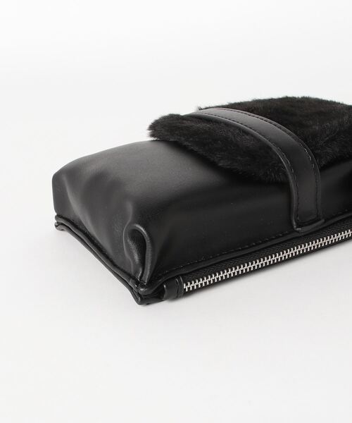 Per sist ence（パーシエンス）の「Per sist ence/パーシエンス　お財布機能付き PU×フェイクファー コンビネーションバッグ（ショルダーバッグ・レディース・ブラック/グレイッシュベージュ/イエロー・FREE）」の6枚目の写真