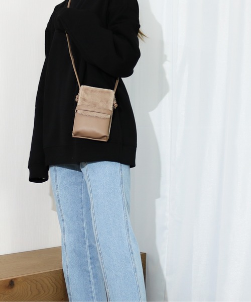 Per sist ence（パーシエンス）の「Per sist ence/パーシエンス　お財布機能付き PU×フェイクファー コンビネーションバッグ（ショルダーバッグ・レディース・ブラック/グレイッシュベージュ/イエロー・FREE）」の12枚目の写真