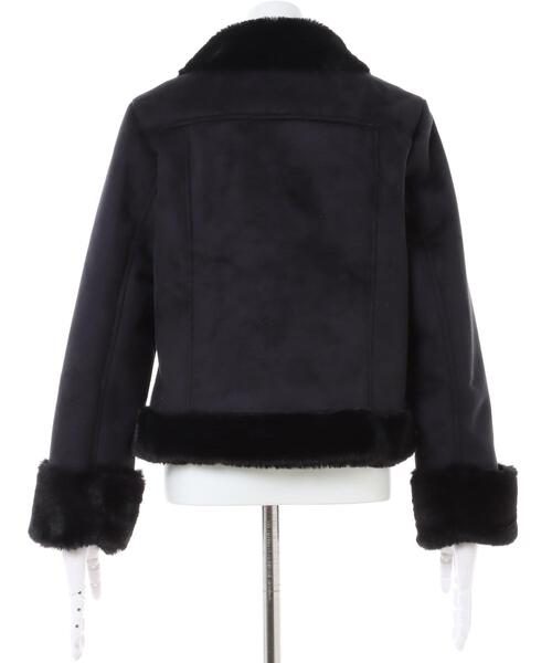 INGNI（イング）の「フェイクレザームートンライダース（ミリタリージャケット・レディース・ブラック/ベージュ/アイボリー/グレー×ピンク・M）」の7枚目の写真