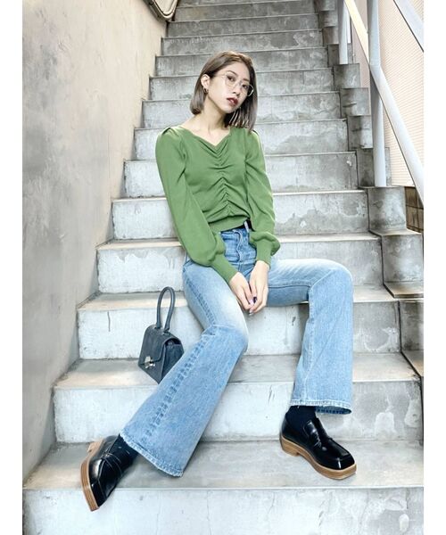 EMODA（エモダ）の「ギャザーパフニット（ニット/セーター・レディース・ホワイト/ブラック/グリーン/パープル・FREE）」の7枚目の写真