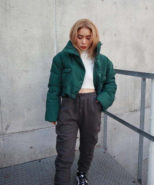 FIG&VIPER(フィグアンドバイパー)の「ハイネッククロップドニットTOP(ニット/セーター・レディース・ホワイト/ブラック/グレー/カーキ・FREE)」の13枚目の写真