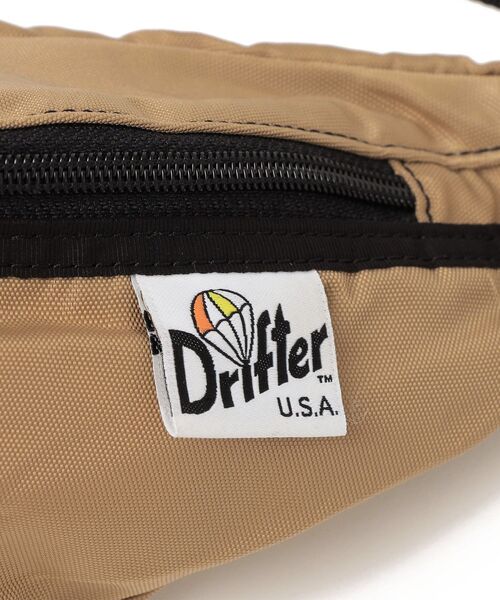 SHIPS(シップス)の「Drifter:ウエストバッグ◇(ボディバッグ/ウエストポーチ・レディース・ブラック/ベージュ・ONE SIZE)」の11枚目の写真