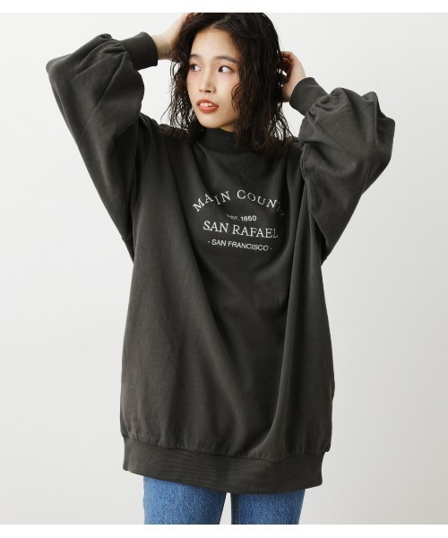 RODEO CROWNS WIDE BOWL（ロデオクラウンズワイドボウル）の「【WEB限定】ボトルネックエンブロイダリースウェットWL（スウェット・レディース・ベージュ/アイボリー/ライトブラック・FREE）」の3枚目の写真