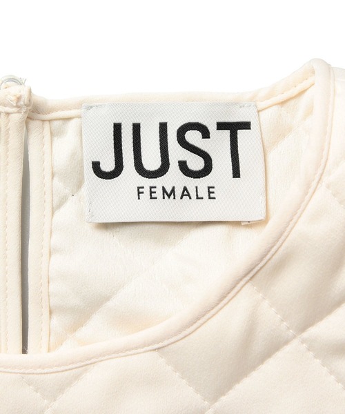 MADEMOISELLE ROPE'（マドモアゼル ロペ）の「【JUST FEMALE】キルティングパフプルオーバー（その他トップス・レディース・オフホワイト・FREE）」の9枚目の写真