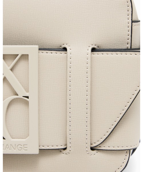 ARMANI EXCHANGE(アルマーニエクスチェンジ)の「【A|X アルマーニ エクスチェンジ】スクエアロゴバックル ショルダーバッグ(ショルダーバッグ・レディース・ブラック/ホワイト/ライトブラウン/ナチュラル/セージグリーン/バーガンディー/ベージュ系/ブラウン・FREE)」の13枚目の写真