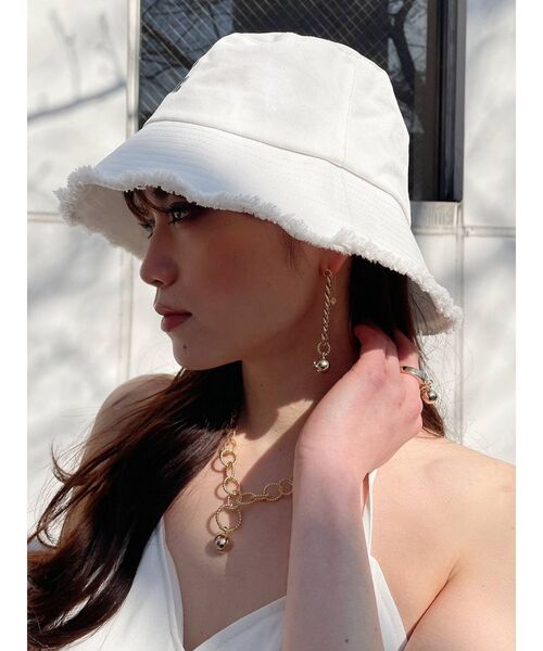 GYDA(ジェイダ)の「GYDA裾フリンジバケットハット(ハット・レディース・オフホワイト/ベージュ・FREE)」の13枚目の写真