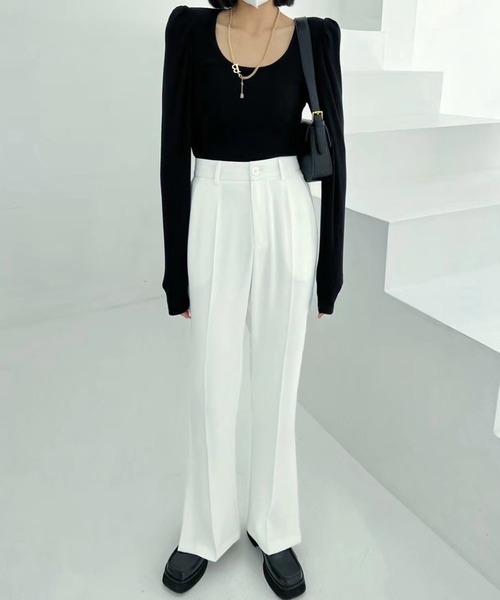 me+em select（ミームセレクト）の「【 選べる4サイズ／6色展開 】ハイウエストサイドスリットフレアスラックス（スラックス・レディース・ブラック/ブラウン/グレー/ブルー/アイボリー/ダークベージュ・SMALL/MEDIUM/LARGE/X-LARGE）」の7枚目の写真