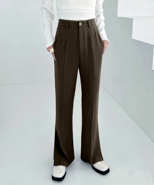 me+em select（ミームセレクト）の「【 選べる4サイズ／6色展開 】ハイウエストサイドスリットフレアスラックス（スラックス・レディース・ブラック/ブラウン/グレー/ブルー/アイボリー/ダークベージュ・SMALL/MEDIUM/LARGE/X-LARGE）」の9枚目の写真