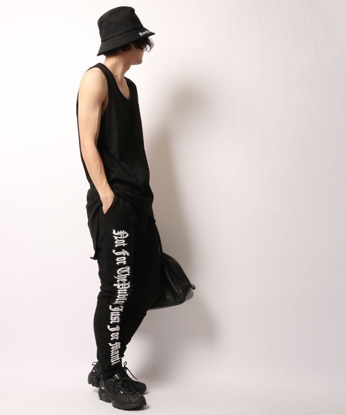 ByTheR(バイザアール)の「BYTHER 韓国ブランド 刺繍イレギュラーヘムタンクトップ(タンクトップ・メンズ・ブラック/ホワイト・FREE)」の14枚目の写真