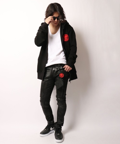 ByTheR(バイザアール)の「BYTHER 韓国ブランド 刺繍イレギュラーヘムタンクトップ(タンクトップ・メンズ・ブラック/ホワイト・FREE)」の10枚目の写真