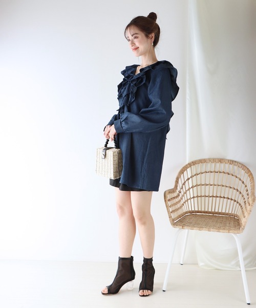 BLUEEAST(ブルーイースト)の「クリアヒールオープントゥメッシュブーツ(サンダル・レディース・ホワイト/ブラック/ベージュ・MEDIUM/LARGE/X-LARGE)」の15枚目の写真