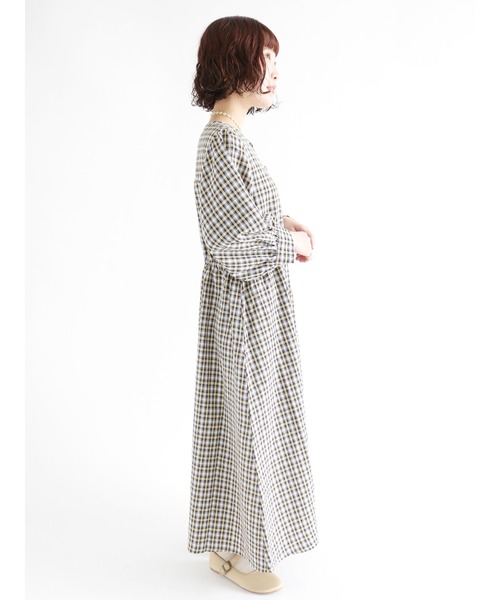 ehka sopo(エヘカソポ)の「チェックパフスリーブワンピース(ワンピース・レディース・ブラック/サックスブルー/グリーン・フリ-)」の4枚目の写真