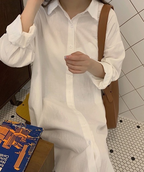 Chaco closet（チャコ クローゼット）の「レギュラーカラーサイドスリットデザインロングシャツワンピース/シャウター（シャツワンピース・レディース・ホワイト/ブラック/ベージュ/ブラウン/カーキ/ピンク/ブルー・FREE）」の8枚目の写真