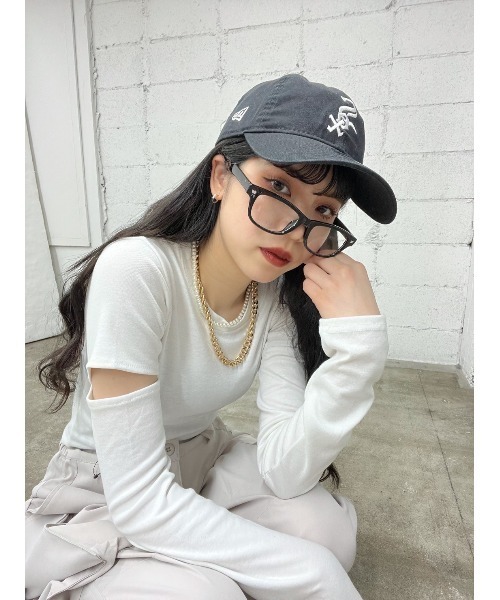 WC(ダブル シー)の「スリーブカットアウトトップス(Tシャツ/カットソー・レディース・ブラック/ホワイト・FREE)」の1枚目の写真