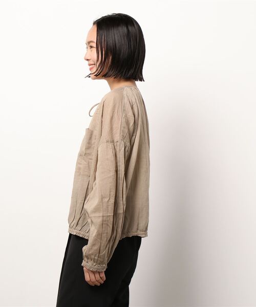 Samansa Mos2 blue（サマンサモスモスブルー）の「ボイルブラウス（シャツ/ブラウス・レディース・イエロー/ネイビー/ブラック/ベージュ・ﾌﾘ-）」の8枚目の写真