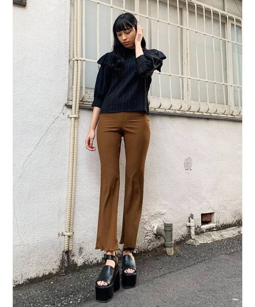 EMODA（エモダ）の「カバーハイネックブラウス（シャツ/ブラウス・レディース・ミント/ホワイト/ブラック・FREE）」の6枚目の写真