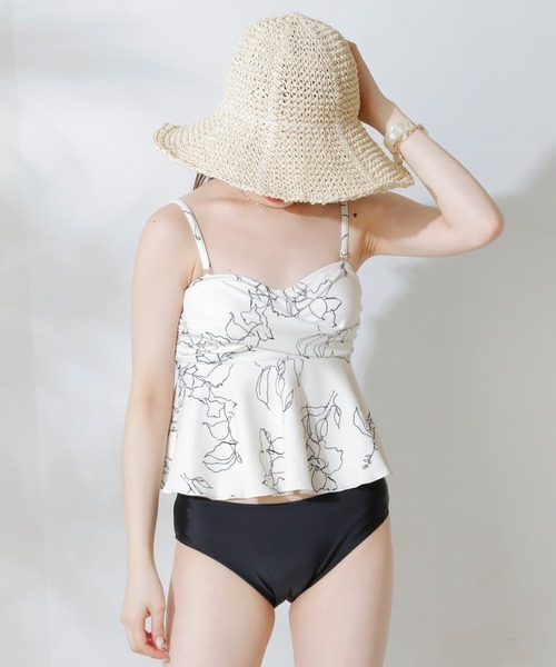 Chico（チコ）の「【水着】ねじりペプラム水着3点セット（水着・レディース・ホワイト/ホワイト系その他2/ブラック系その他2/ブルー・FREE）」の11枚目の写真