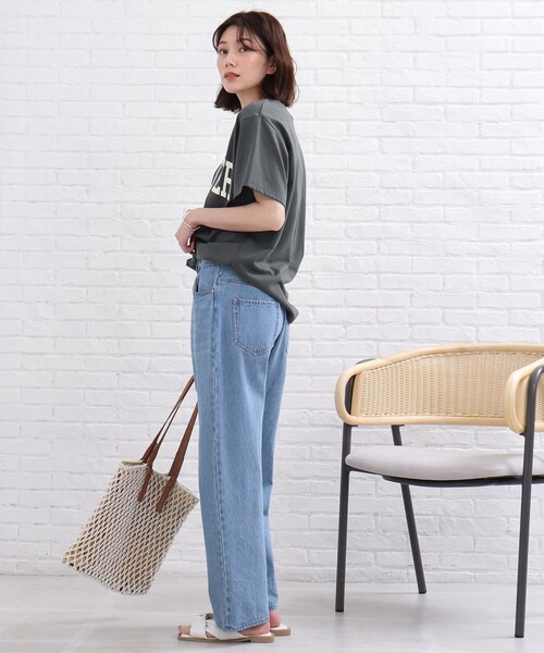 SHOO・LA・RUE(シューラルー)の「◆カレッジロゴプリントTシャツ(Tシャツ/カットソー・レディース・チャコールグレー/ホワイト系・01/02/03)」の22枚目の写真