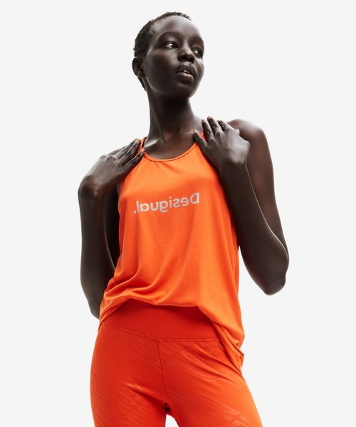 Desigual(デシグアル)の「デシグアルロゴ スポーツTシャツ(Tシャツ/カットソー・レディース・ブラック/オレンジ・S/M/L/XL/XS)」の2枚目の写真