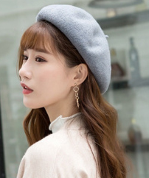 Auntie Rosa（アンティローザ）の「美シルエット フェルト ベレー帽（ハンチング/ベレー帽・レディース・ベージュ/グレー・ONE SIZE）」の2枚目の写真