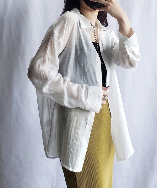 me+em select（ミームセレクト）の「【5色展開】シアーグロスヴィンテージサテンオーバーシャツ（シャツ/ブラウス・レディース・ホワイト/ブラック/パープル/グリーン/ワインレッド・FREE）」の15枚目の写真