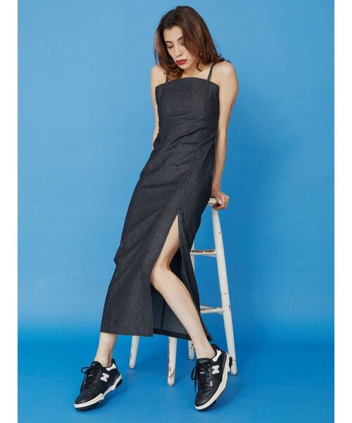 EVRIS(エヴリス)の「キャミタイトロングデニムワンピース(ワンピース・レディース・ブラック/インディゴブルー・FREE)」の7枚目の写真