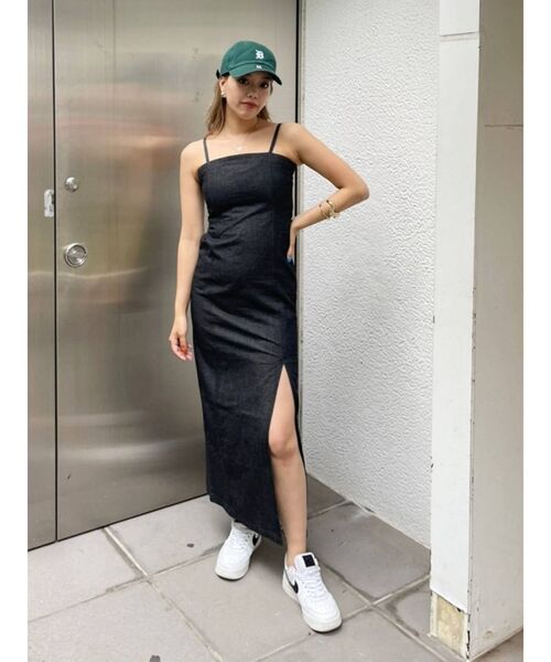 EVRIS(エヴリス)の「キャミタイトロングデニムワンピース(ワンピース・レディース・ブラック/インディゴブルー・FREE)」の10枚目の写真