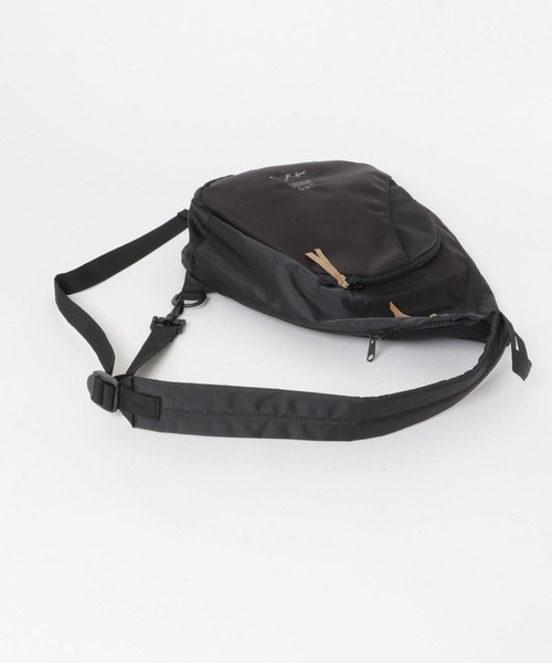 URBAN RESEARCH DOORS(アーバンリサーチドアーズ)の「URD SHOULDER BAG(ショルダーバッグ・メンズ・ブラック/グレー/グリーン・-)」の15枚目の写真