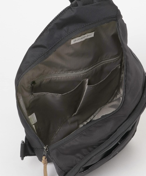 URBAN RESEARCH DOORS(アーバンリサーチドアーズ)の「URD SHOULDER BAG(ショルダーバッグ・メンズ・ブラック/グレー/グリーン・-)」の17枚目の写真