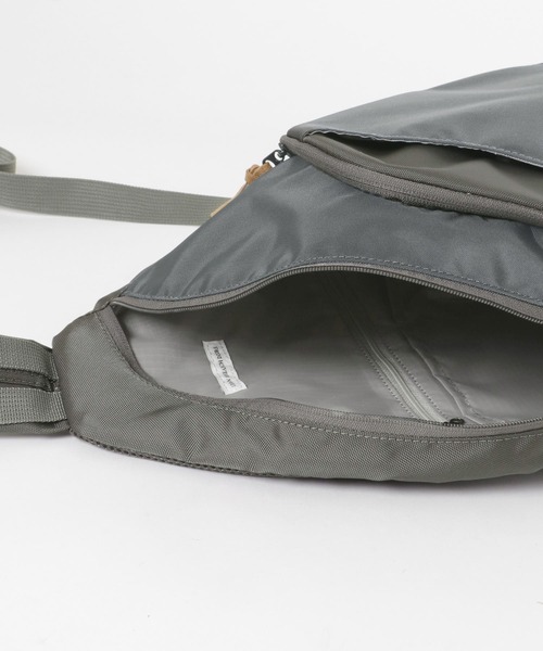 URBAN RESEARCH DOORS(アーバンリサーチドアーズ)の「URD SHOULDER BAG(ショルダーバッグ・メンズ・ブラック/グレー/グリーン・-)」の20枚目の写真