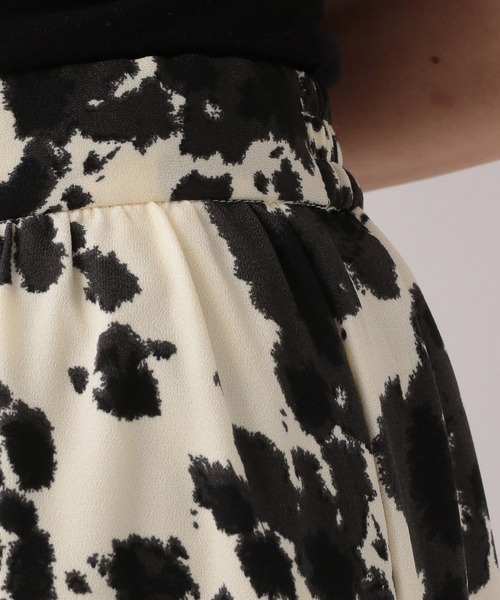 A part by（アパートバイ）の「アニマルフレアスカート 350744（スカート・レディース・アイボリー/ブラウン系その他2・FREE）」の16枚目の写真