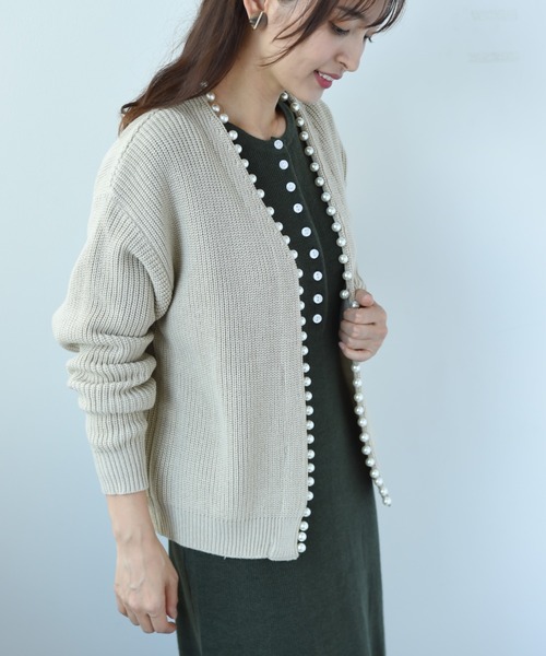 INTERPLANET（インタープラネット）の「パールドルマンプルカーディガン（カーディガン/ボレロ・レディース・チャコールグレー/ブラック/パープル/ベージュ・FREE）」の6枚目の写真