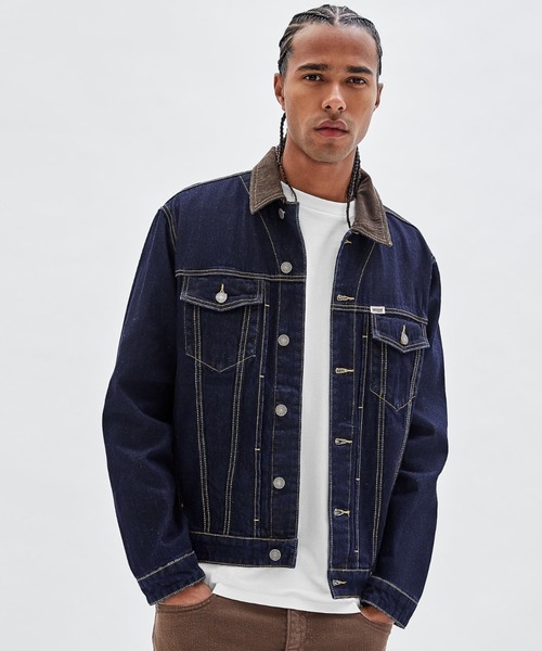 Guess（ゲス）の「GUESS Originals Deer Denim Jacket（デニムジャケット・メンズ・ダークインディゴブルー・MEDIUM/LARGE/X-LARGE/SMALL）」の2枚目の写真